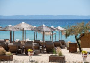 assano_no09_00018_large