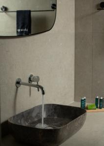 assano_no09_00022_large